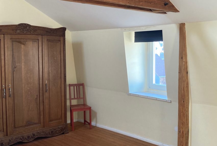 STUDIO 2IEME ETAGE