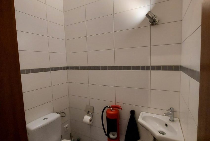 L-3327 CRAUTHEM 10 RUE DE HELLANGE WC SEPARE